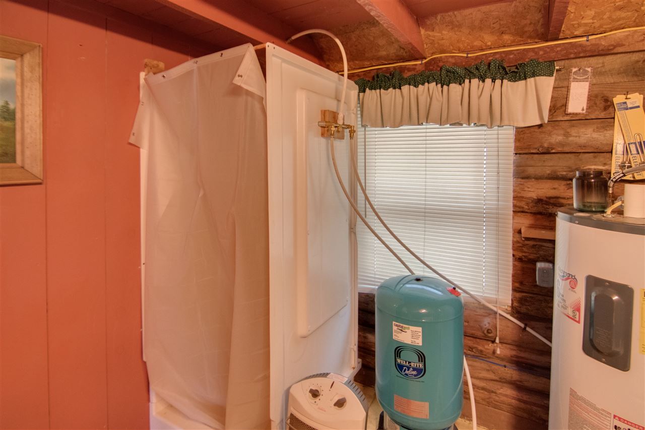 249 Danforth Road Pittsburg, NH 03592 - Photo 25 of 33 Gallery Image 25