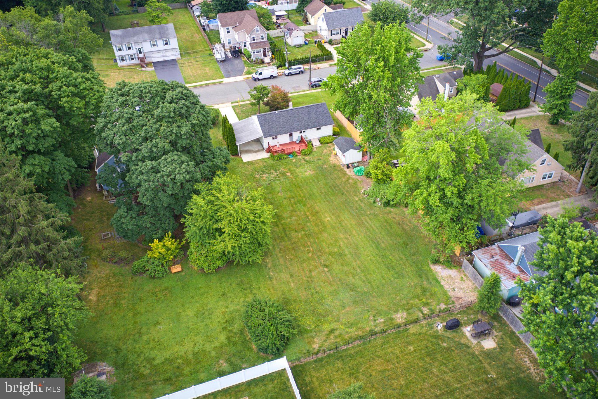 246 Hauser Avenue Hamilton, NJ 08620 - Photo 6 of 31