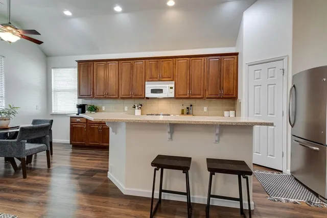 $3,500 | 1817 Clear Summit Lane, Mansfield, TX 76063