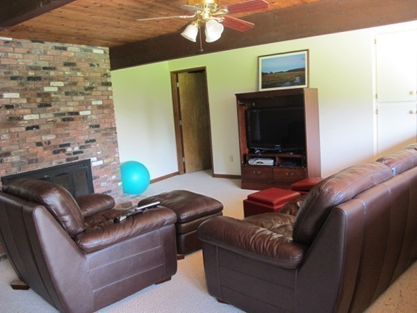 650 S Road Holden, MA 01520 - Photo 18 of 29 Gallery Image 18