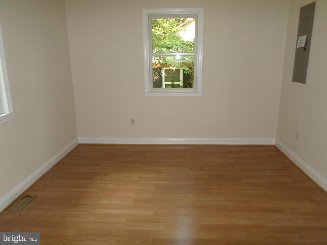 1712 Roland Avenue Baltimore, MD 21204 - Photo 10 of 14 Bedroom