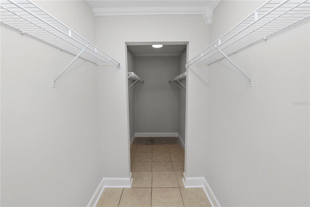 5105 Hayes Road Lakeland, FL 33811 - Photo 19 of 43 a view of a hallway