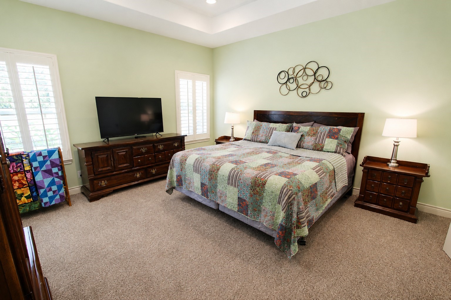 7502 Lewis Lane Manvel, TX 77578 - Photo 20 of 50 The primary suite is located on the first floor. The room is quite large and features a huge ensuite bathroom, and two walk-in closets.