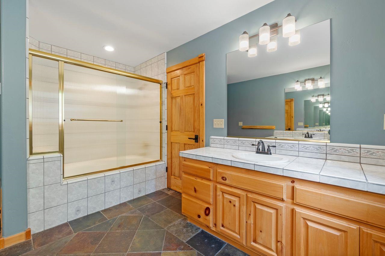 11683 Bennett Flat Road Truckee, CA 96161 - Photo 11 of 21 Gallery Image 11