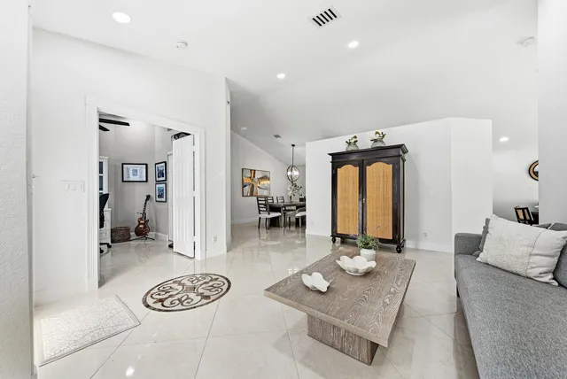 $534,900 | 4052 Crescent Creek Place, Coconut Creek, FL 33073