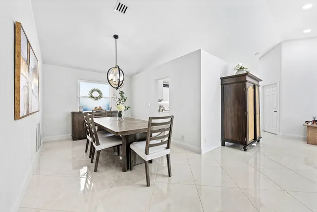 $534,900 | 4052 Crescent Creek Place, Coconut Creek, FL 33073