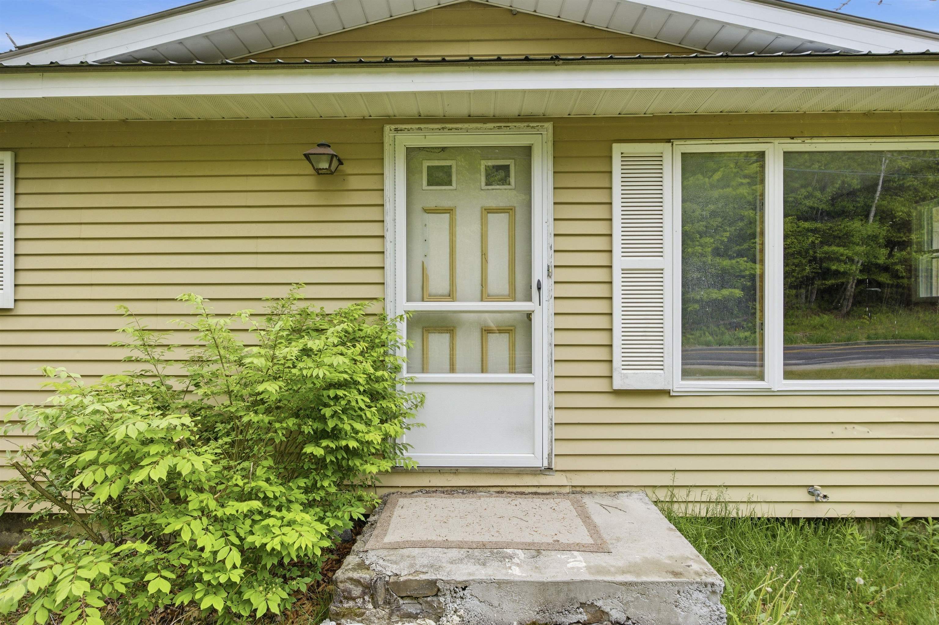 461 Coventry Road Benton, NH 03785 - Photo 2 of 49