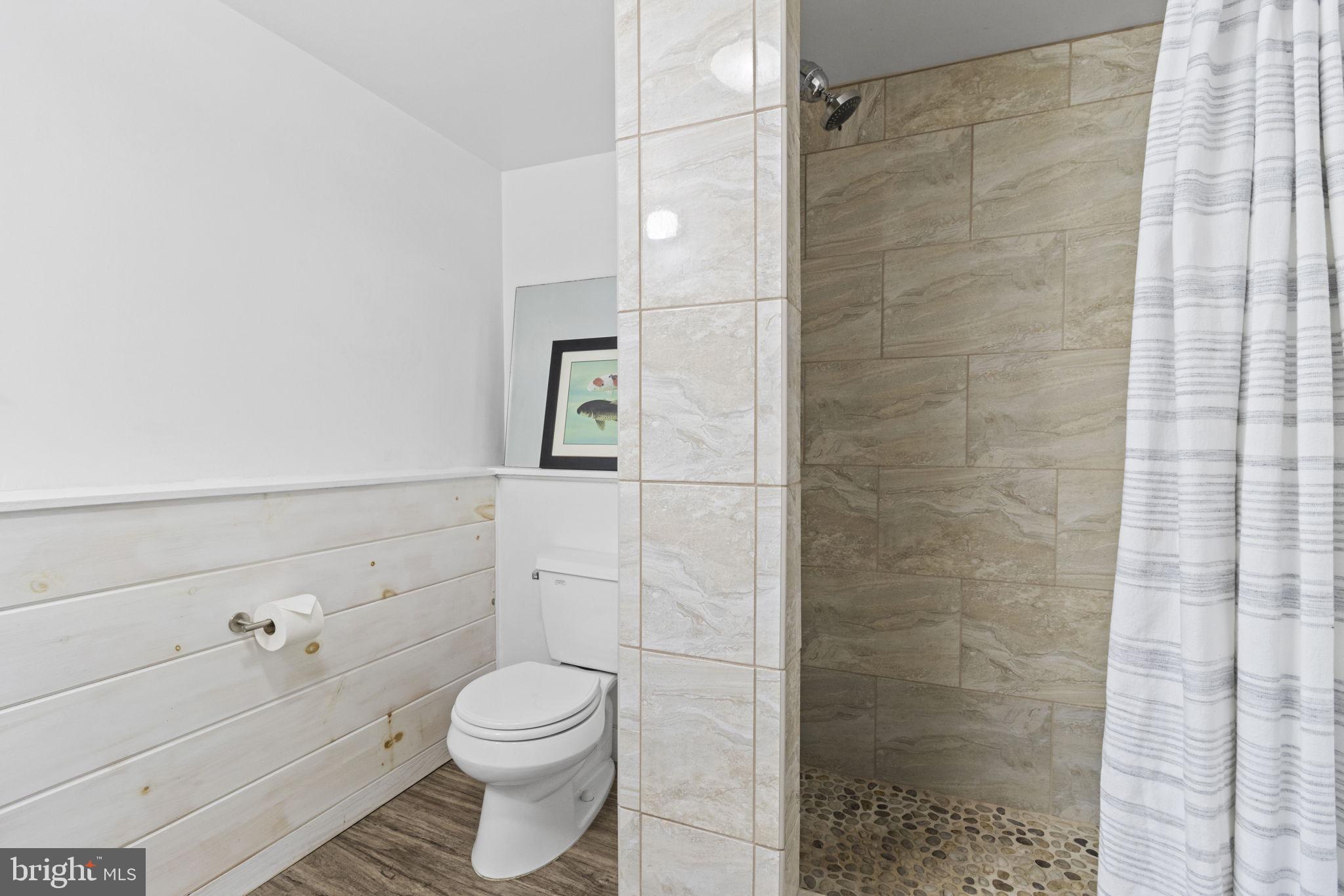 20 Baldridge Road Annapolis, MD 21401 - Photo 29 of 47 Lower level renovated full bath