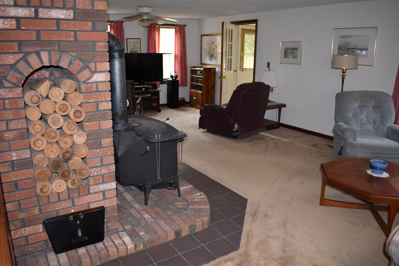 73 River Road Plymouth, NH 03264 - Photo 11 of 29
