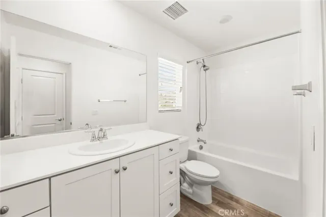 $2,995 | 28357 Cats Claw Drive, Winchester, CA 92596