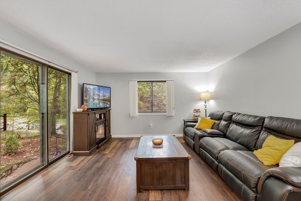 4 Mountain Gate Road, Unit 4 Ashland, MA 01721 - Photo 5 of 28