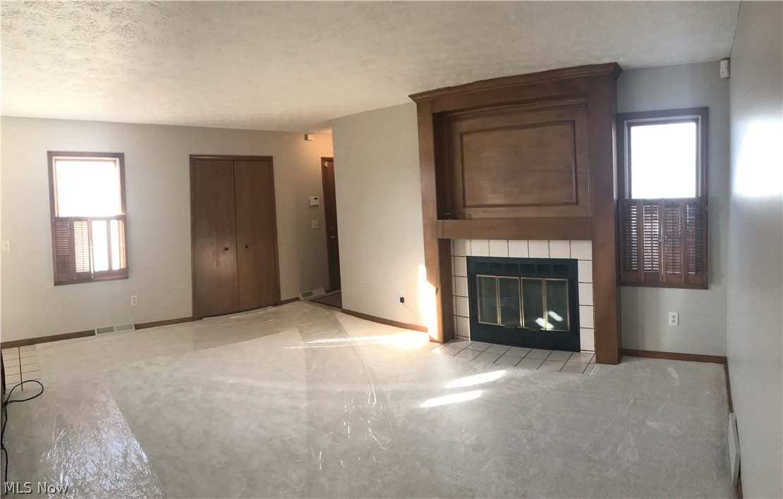 5933 Oak Point Road Lorain, OH 44053 - Photo 9 of 30 Gallery Image 9
