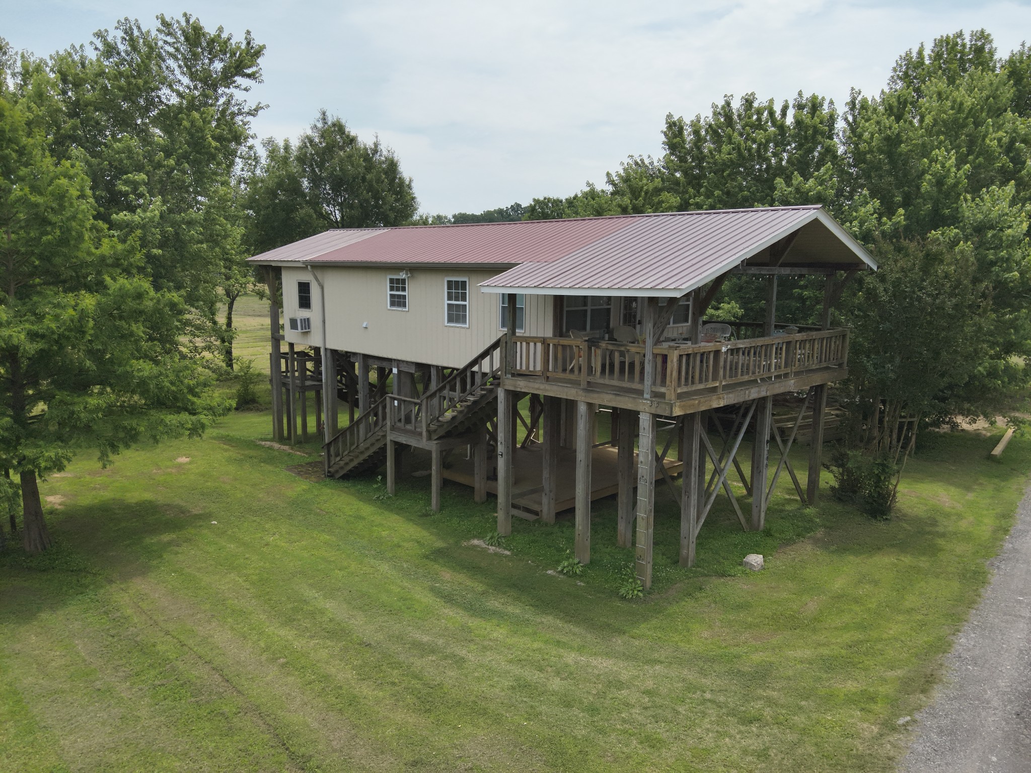 346 Martin Landing Road Lobelville, TN 37097 - Photo 8 of 43
