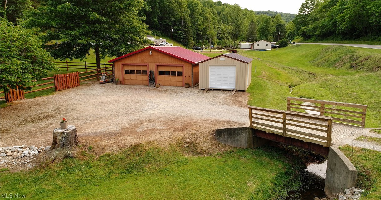 3187 Glendale Road Cairo, WV 26337 - Photo 4 of 31 Garages