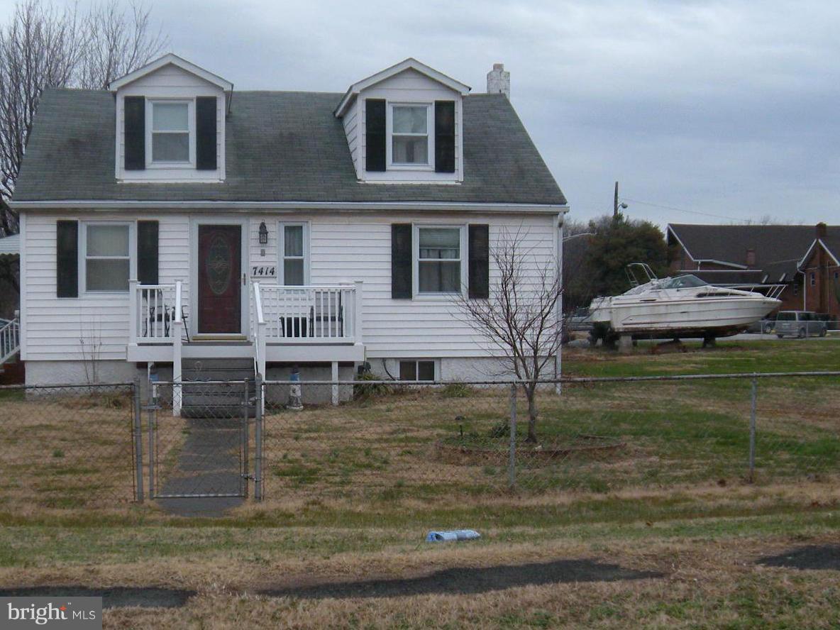 7414 Bay Front Road Baltimore, MD 21219 - Photo 1 of 29 Exterior (Front)