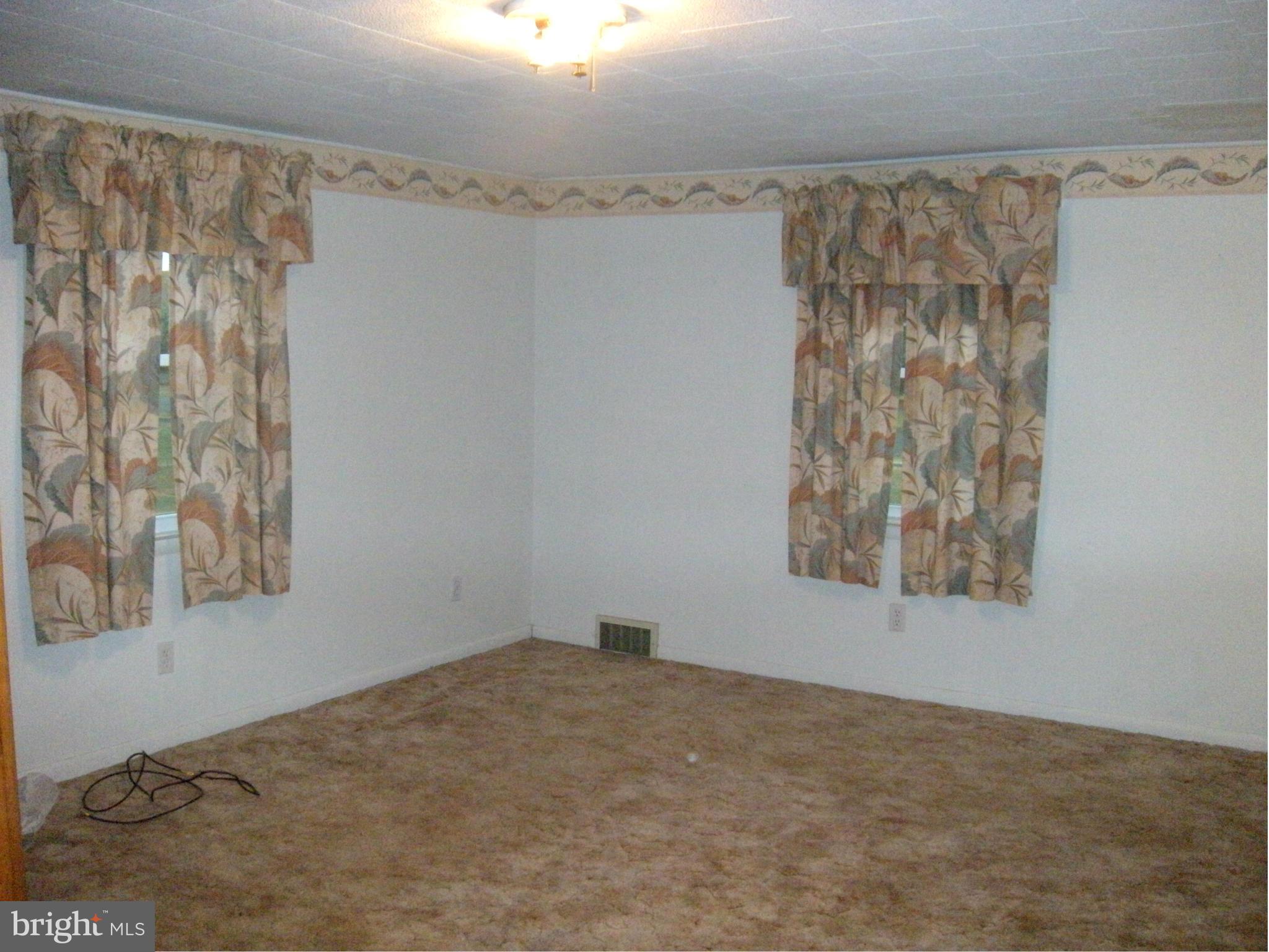 7414 Bay Front Road Baltimore, MD 21219 - Photo 26 of 29 Bath (Master)