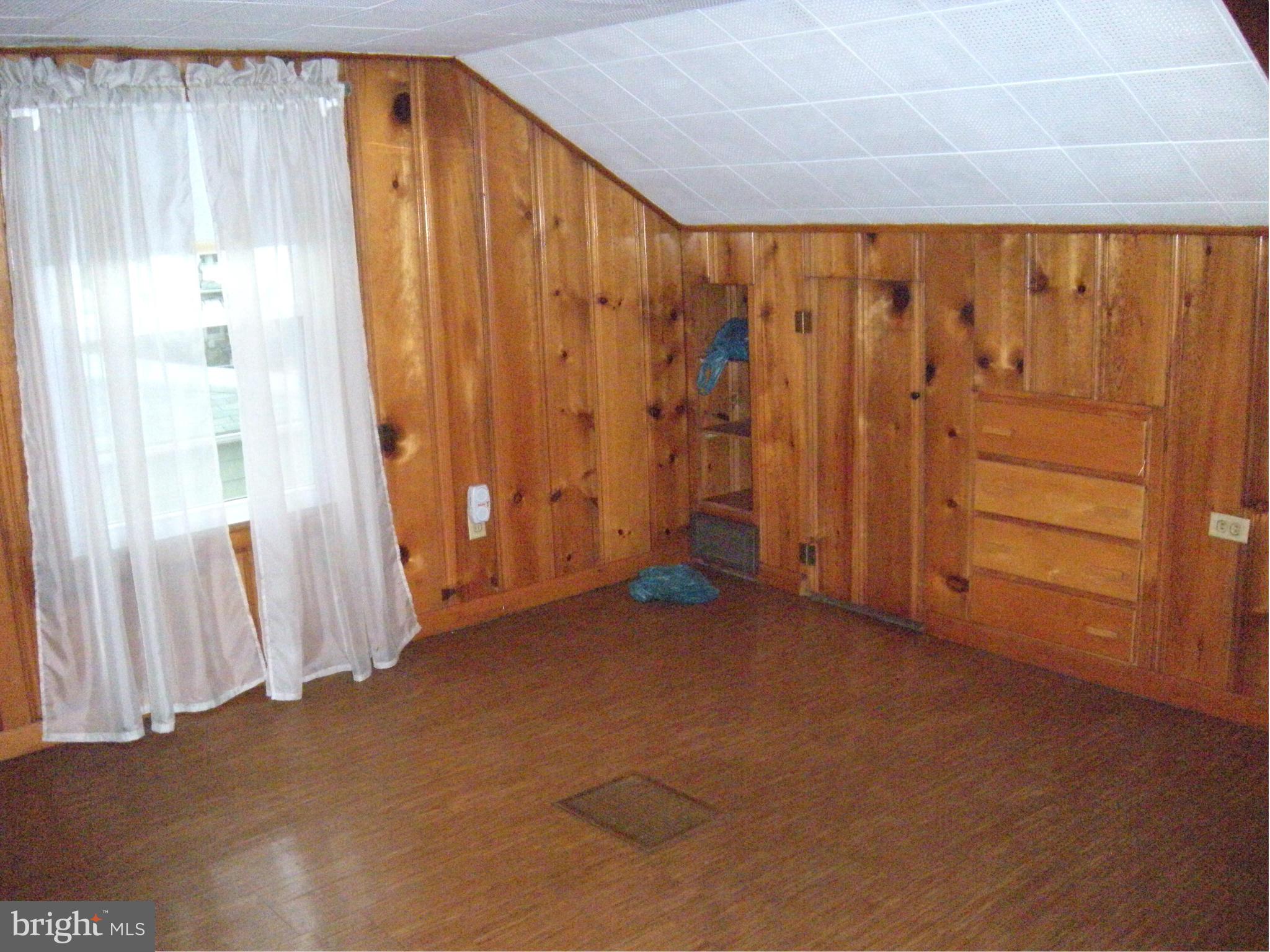 7414 Bay Front Road Baltimore, MD 21219 - Photo 29 of 29 Bedroom