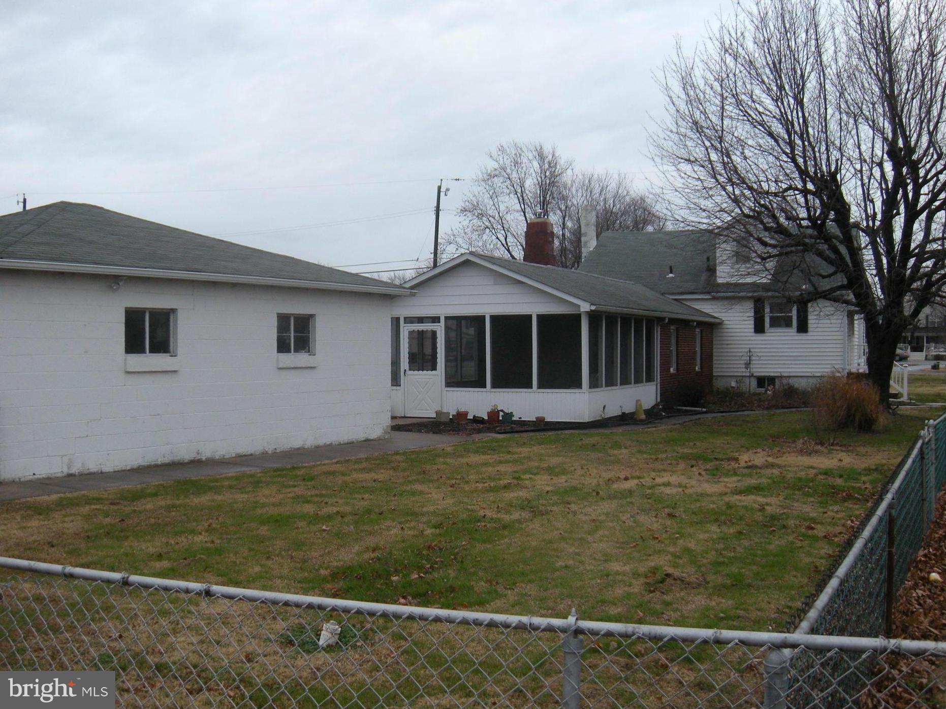 7414 Bay Front Road Baltimore, MD 21219 - Photo 6 of 29 Exterior (Rear)