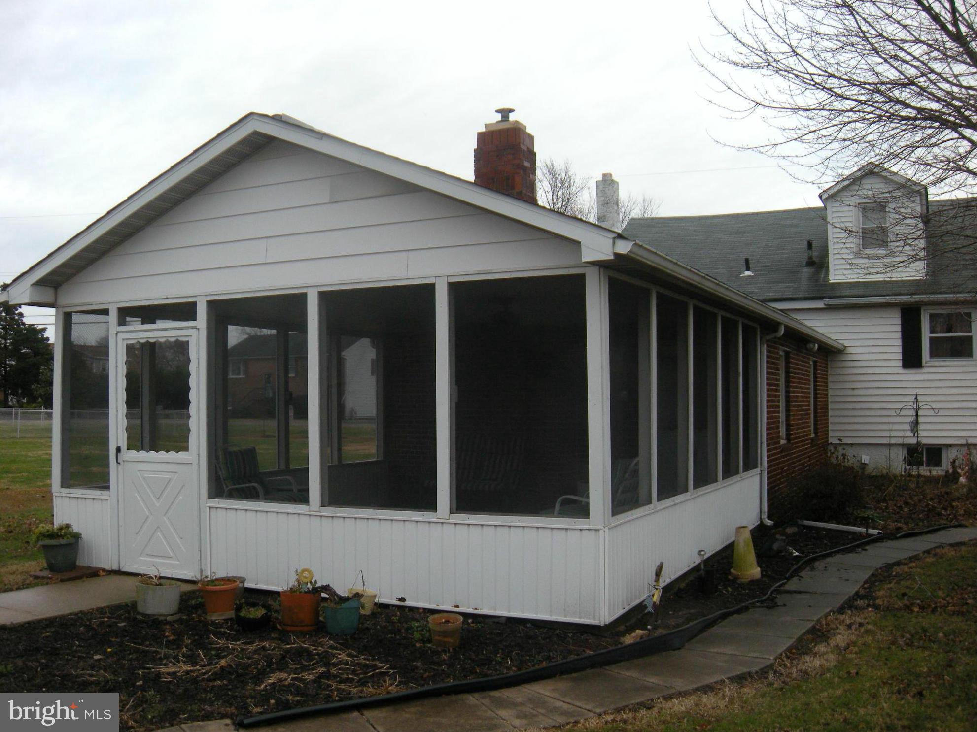 7414 Bay Front Road Baltimore, MD 21219 - Photo 7 of 29 Exterior (Rear)