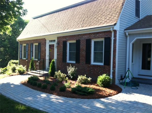 12 Apple Hill Road Sturbridge, MA 01566 - Photo 1 of 26 Gallery Image 1