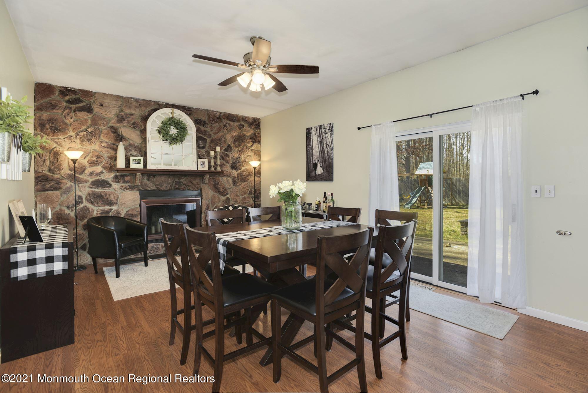 166 Hawkin Road New Egypt, NJ 08533 - Photo 12 of 37 Family/Dining Room