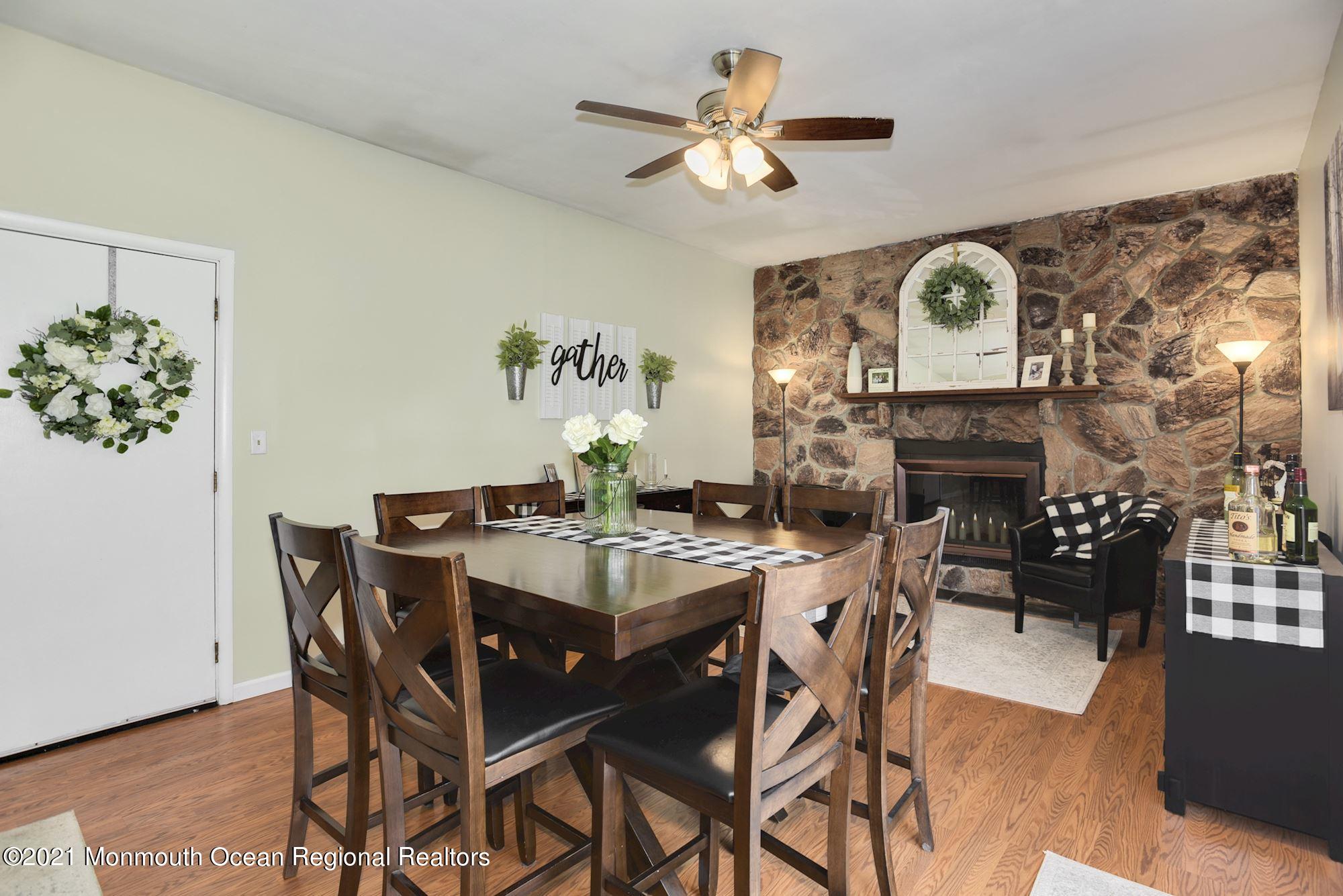 166 Hawkin Road New Egypt, NJ 08533 - Photo 13 of 37 Family/Dining Room