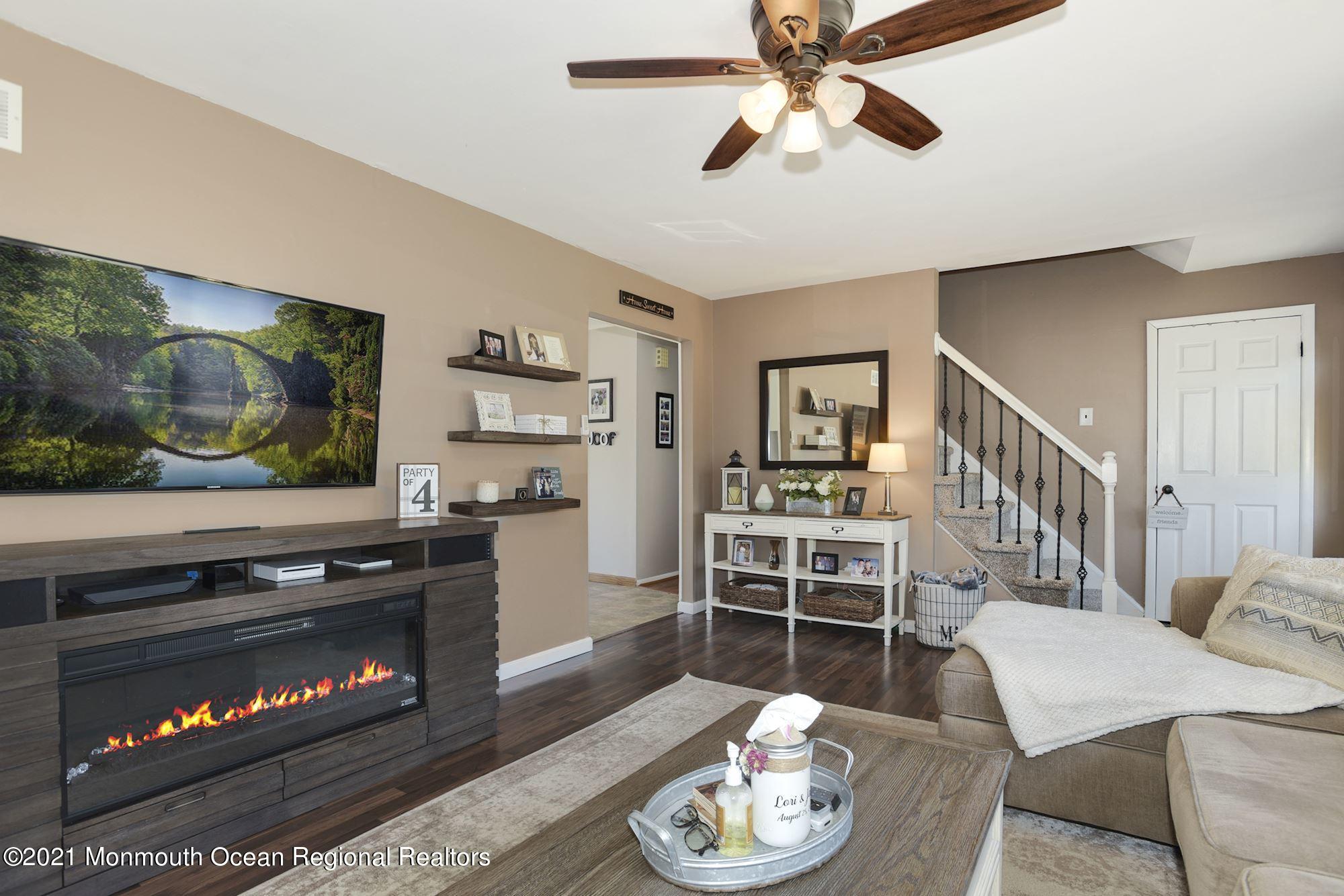 166 Hawkin Road New Egypt, NJ 08533 - Photo 9 of 37 Living Room