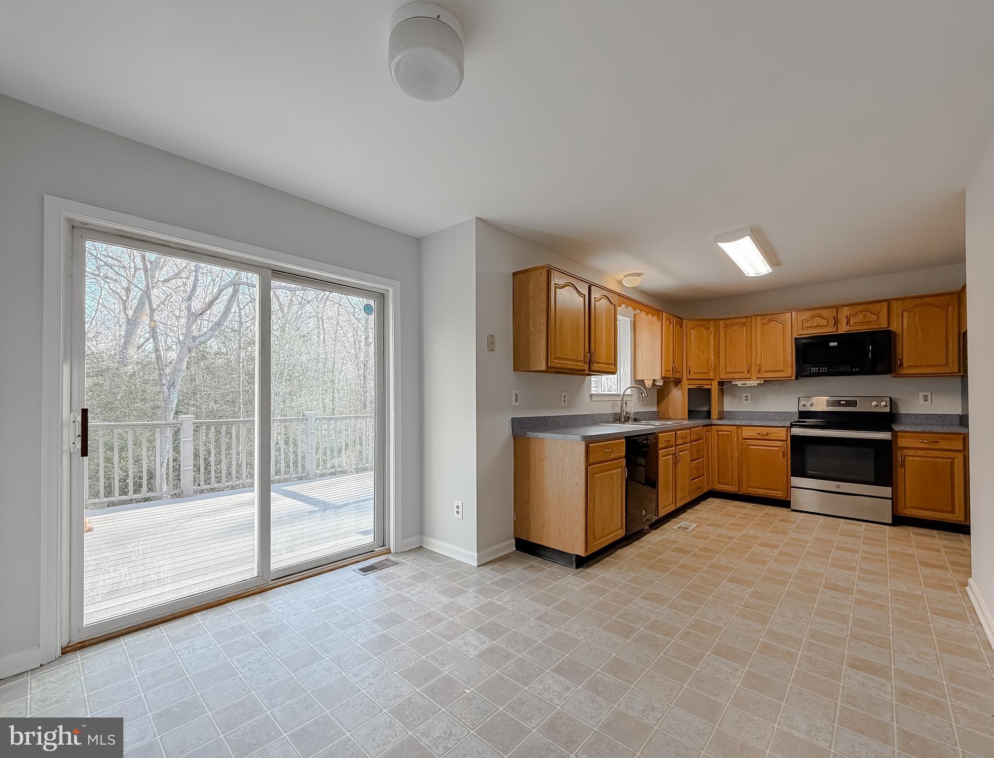 12468 Ridge Road Lusby, MD 20657 - Photo 23 of 65