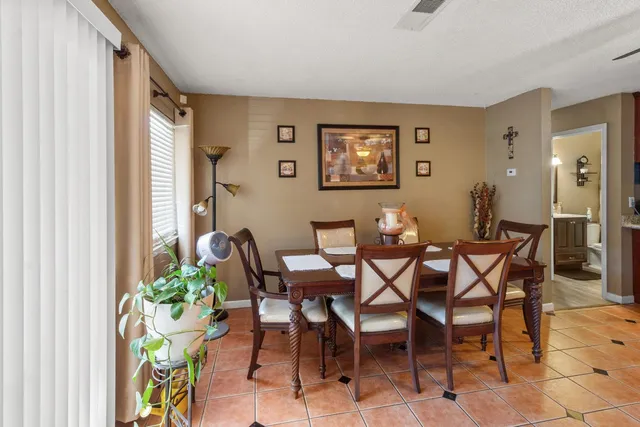 $360,000 | 209 Carmillita Way, Modesto, CA 95354