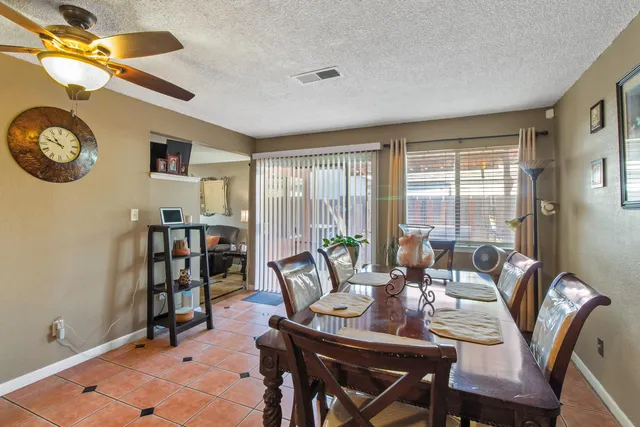 $360,000 | 209 Carmillita Way, Modesto, CA 95354