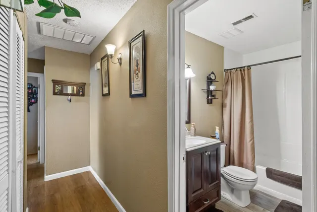 $360,000 | 209 Carmillita Way, Modesto, CA 95354