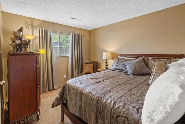 $360,000 | 209 Carmillita Way, Modesto, CA 95354