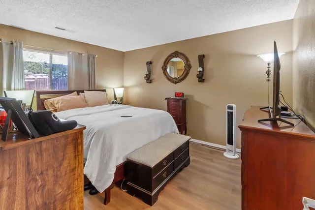 $360,000 | 209 Carmillita Way, Modesto, CA 95354