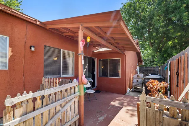 $360,000 | 209 Carmillita Way, Modesto, CA 95354