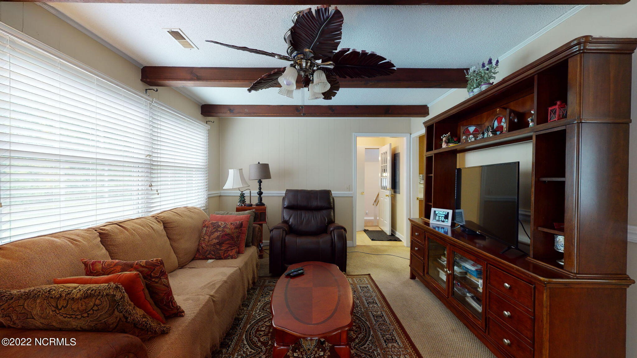 452 Lynchs Beach Loop Road Bayboro, NC 28515 - Photo 24 of 43 Family Room