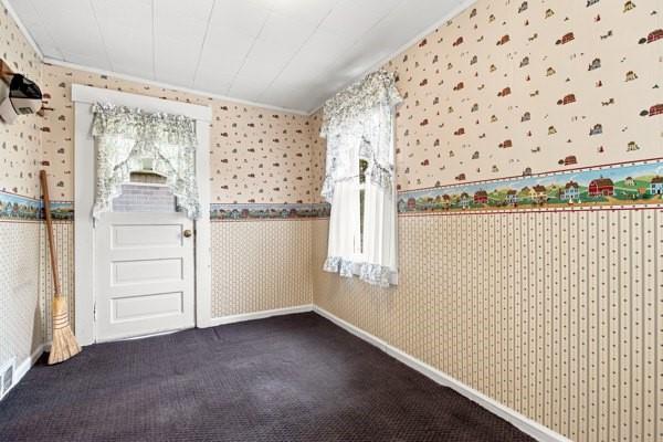 297 Friendship Road Beaver Falls, PA 15010 - Photo 9 of 29