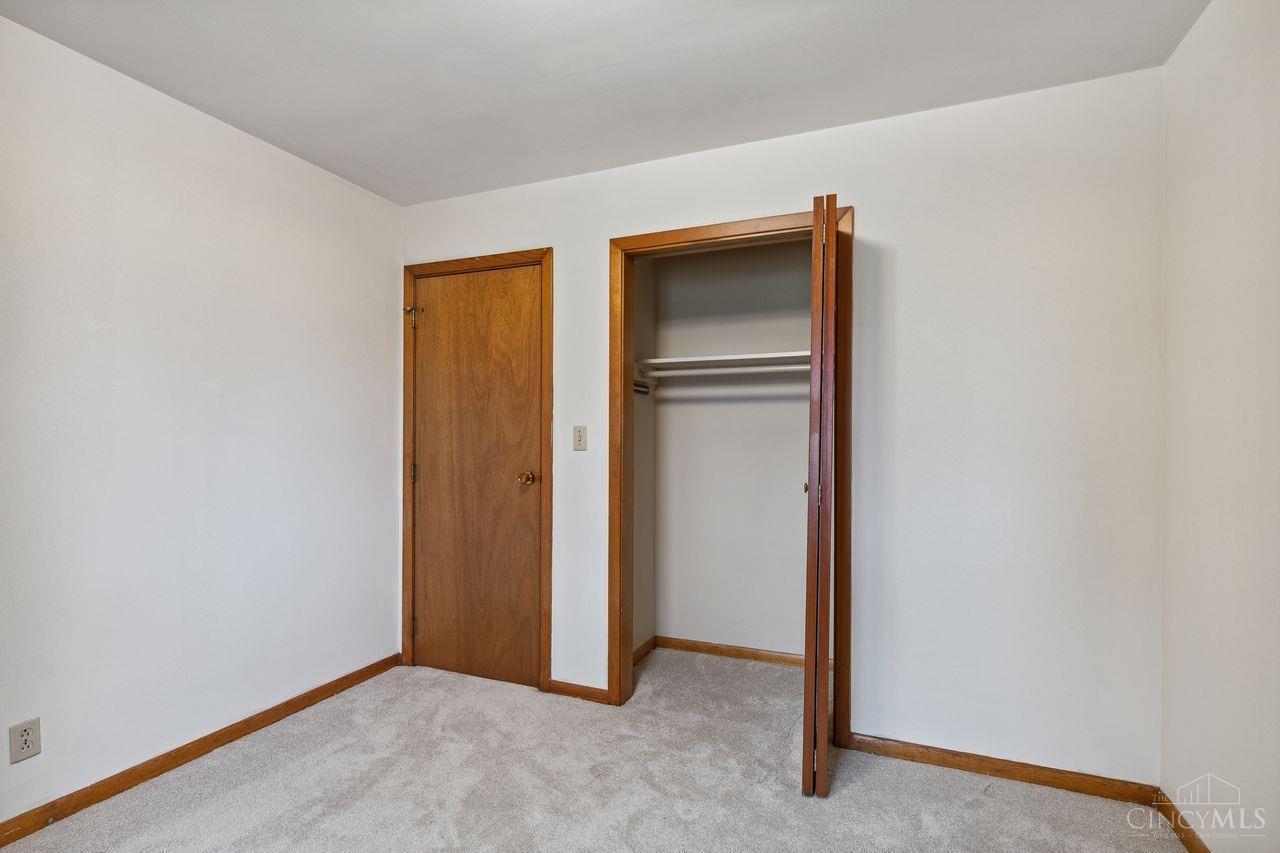 4671 Fisher Road Franklin, OH 45005 - Photo 15 of 36 Gallery Image 15