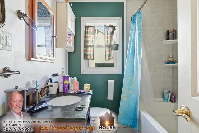 $249,500 | 606 West 11th Street, Casper, WY 82601