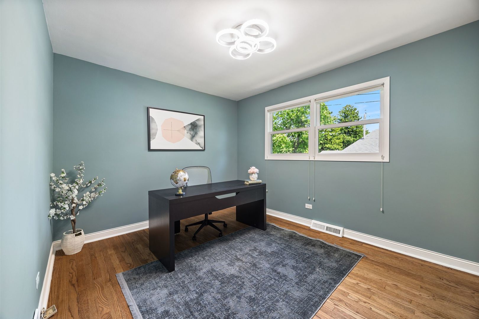 564 West Harrison Road Lombard, IL 60148 - Photo 13 of 33