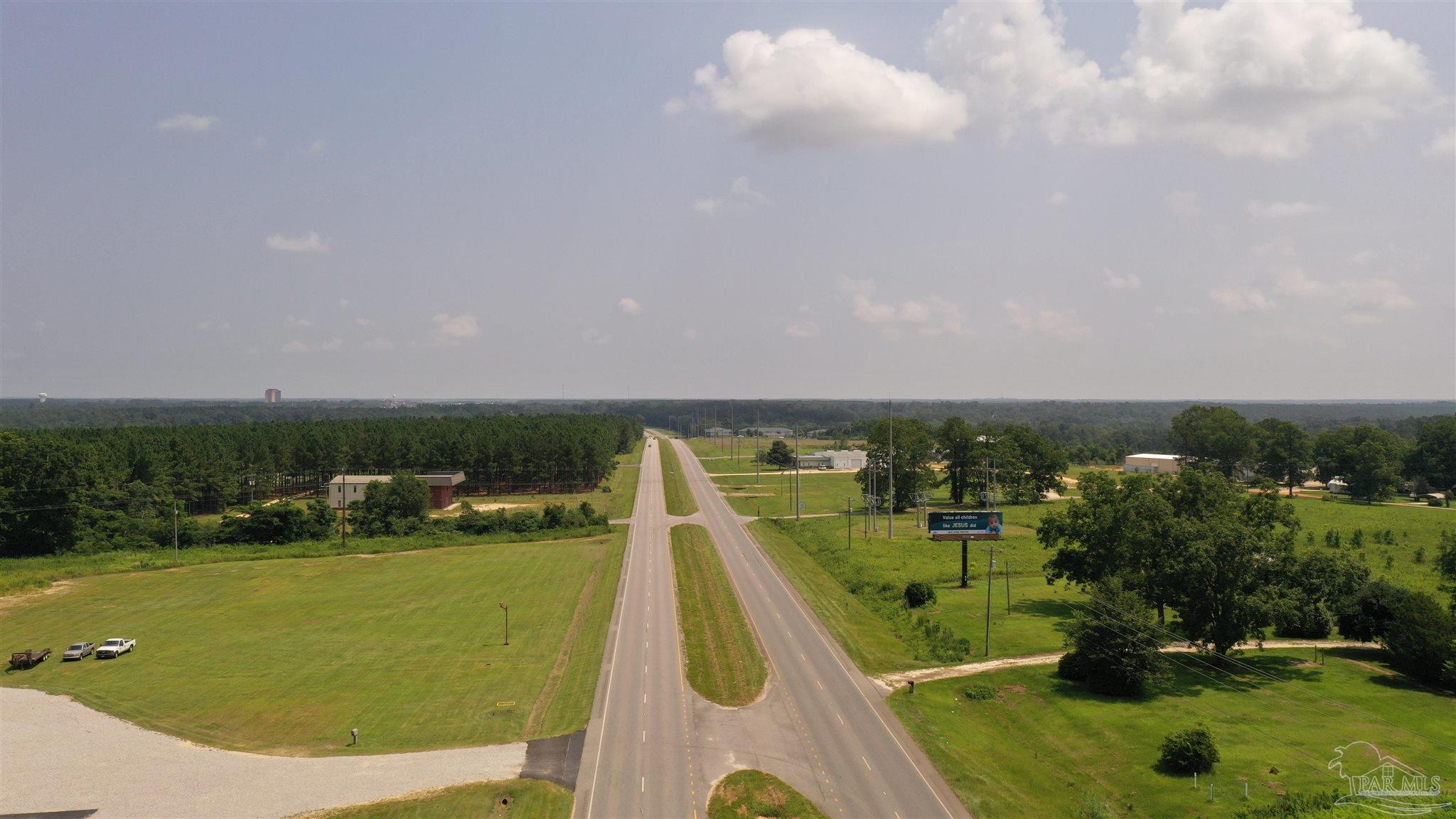 21 Atmore Al Atmore, AL 36502 - Photo 14 of 17