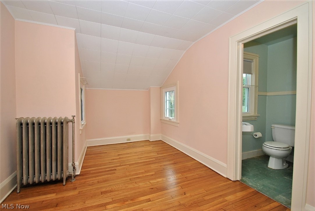 3133 Chadbourne Road Cleveland, OH 44120 - Photo 13 of 18 Bedroom 4 has a private full bathroom with clawfoot tub