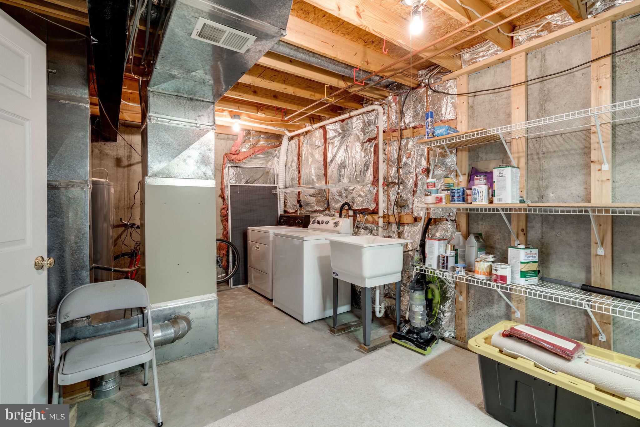 7548 Aspenpark Road Lorton, VA 22079 - Photo 18 of 20 Storage space in utility rom