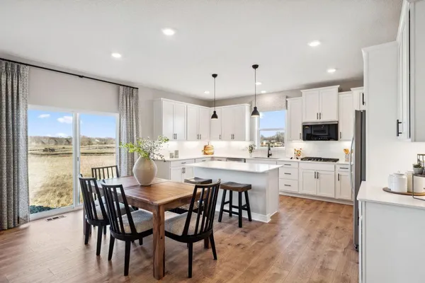 $622,465 | 912 Foxglove Terrace, Waconia, MN 55387