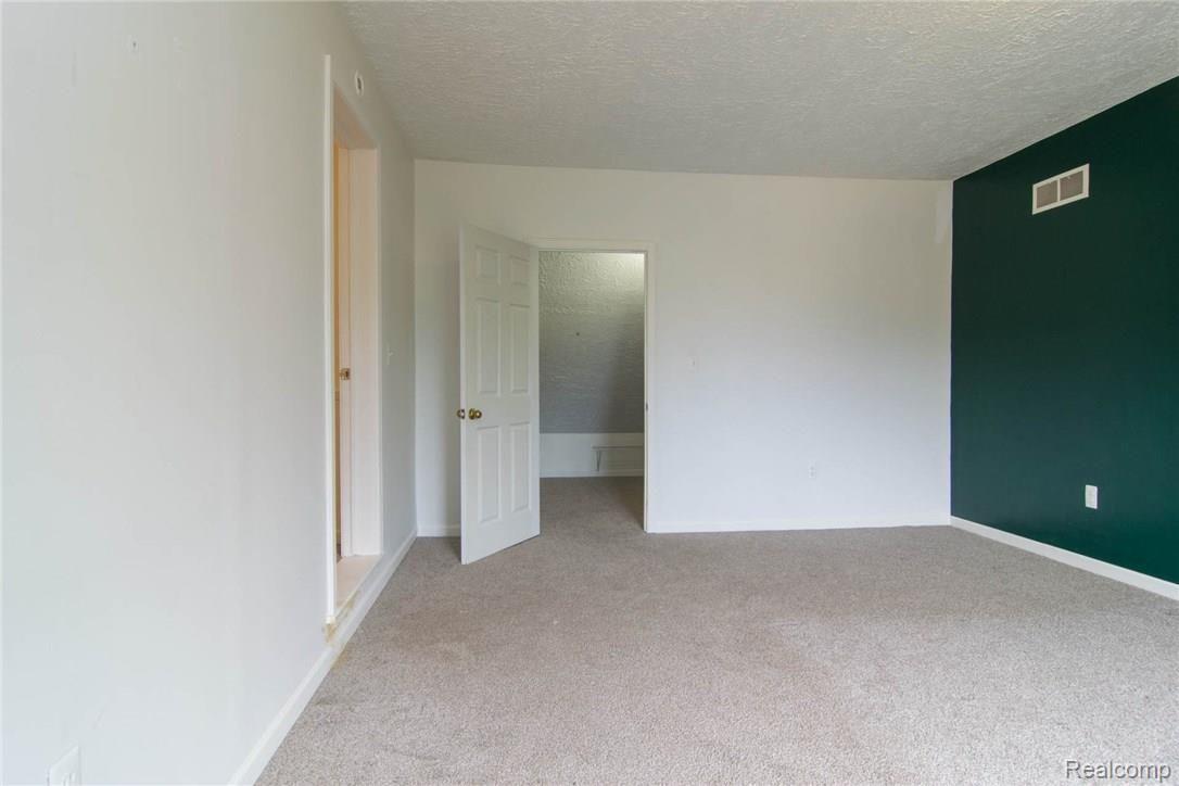 50899 Hanford Road Canton, MI 48187 - Photo 39 of 81 DSC_1151.jpg