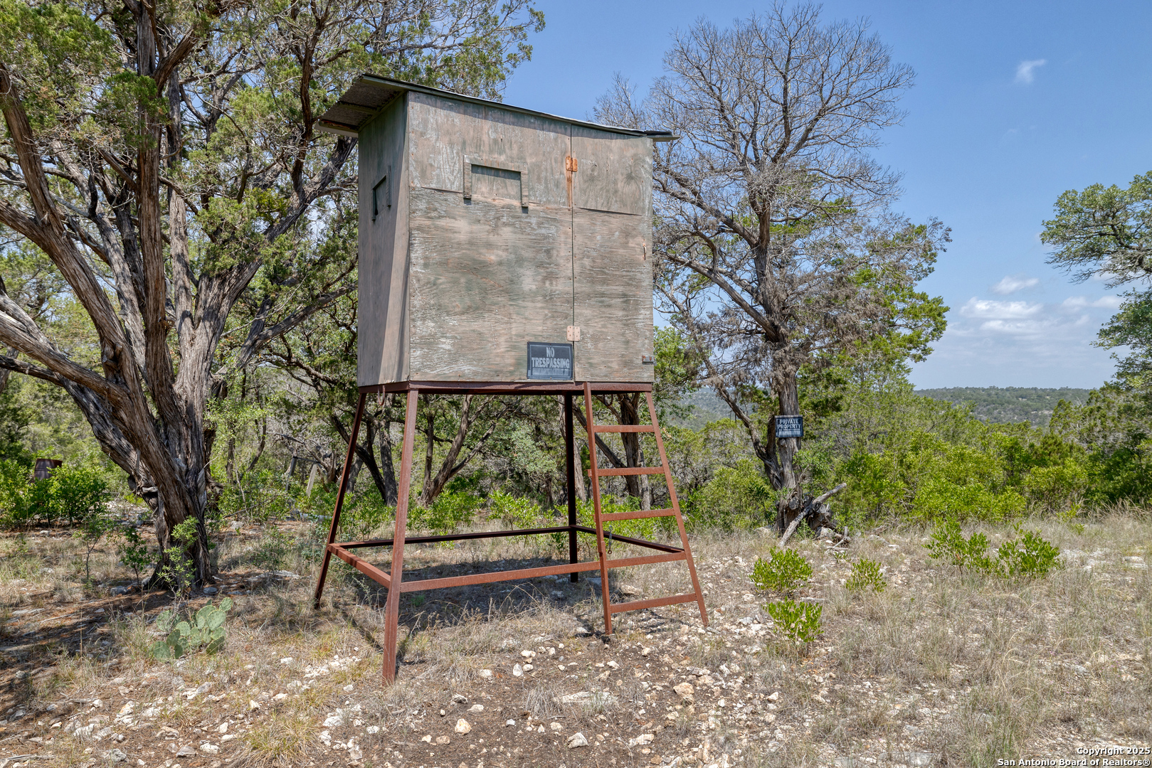 824 South Pinon Loop Camp Wood, TX 78833 - Photo 28 of 39 a view of a bench in a backyard