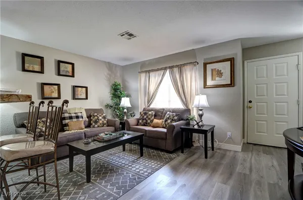 $2,000 | Undisclosed Address, Las Vegas, NV 89103