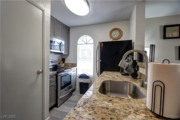 $2,000 | Undisclosed Address, Las Vegas, NV 89103