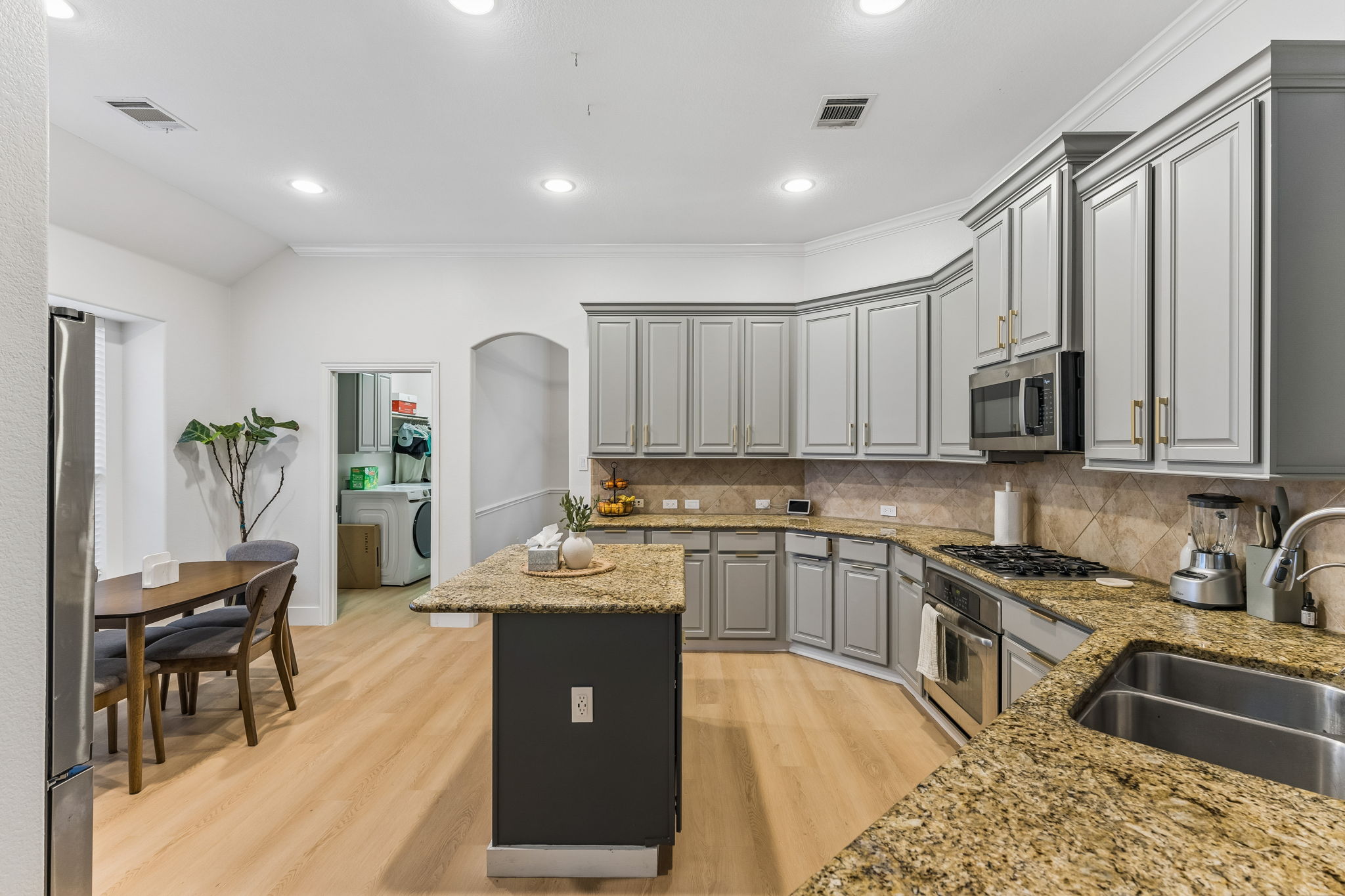 18708 Wind Valley Way Pflugerville, TX 78660 - Photo 15 of 40