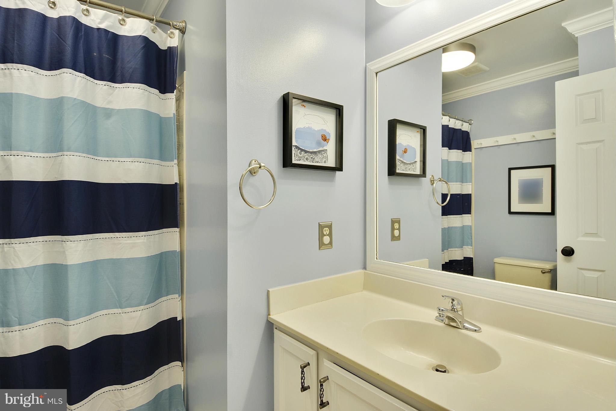 1612 Stowe Road Reston, VA 20194 - Photo 21 of 30 Bath