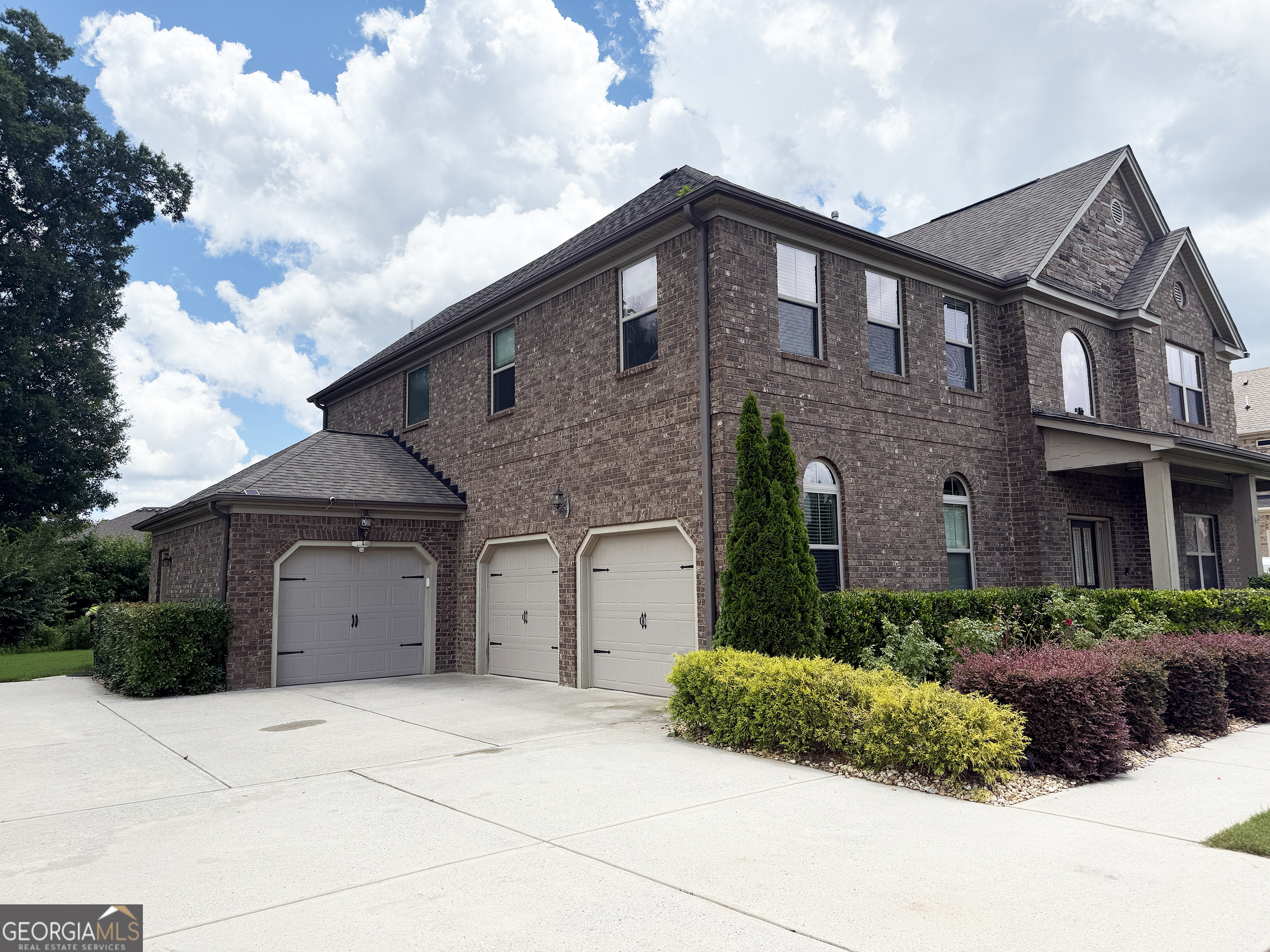 1869 Schofield Drive Hampton, GA 30228 - Photo 4 of 51